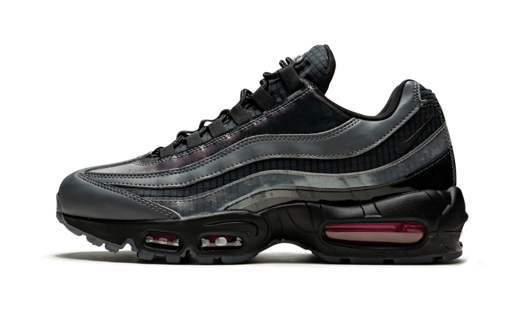 "Ember Glow" Air Max 95 Lv8 AO2450 001 - product image from the listing.