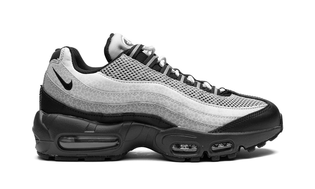 Women's AIR MAX 95 LX "Reflective Safari" DV5581 001 - product image from the listing.
