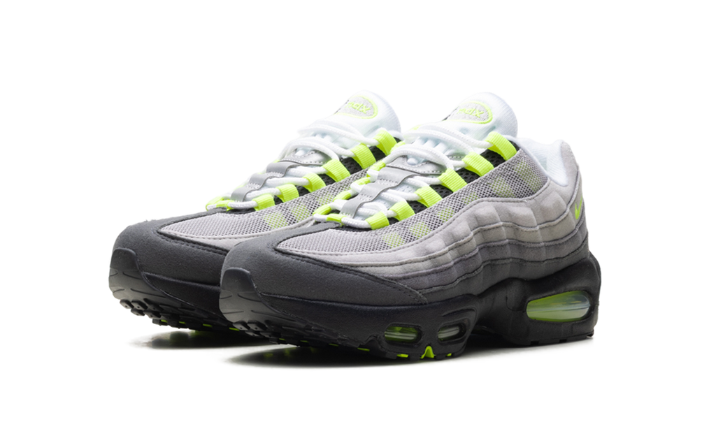 "Big Bubble Neon - 2025/2026" Air Max 95 OG GS HF7054 050 - product image from the listing.