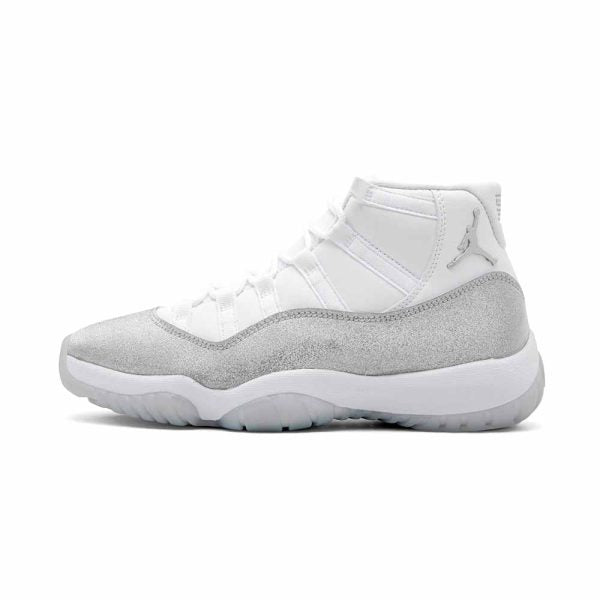 "METALLIC SILVER" Air Jordan 11 Retro - product image from the listing.