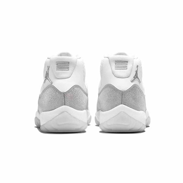"METALLIC SILVER" Air Jordan 11 Retro - product image from the listing.