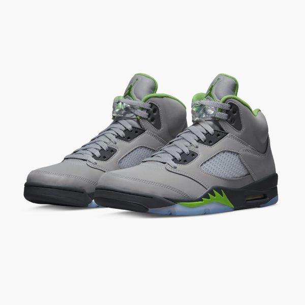 Retro"Green Bean 2022′′ - Air Jordan 5 - product image from the listing.