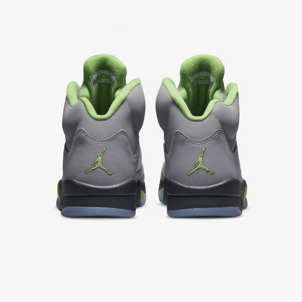 Retro"Green Bean 2022′′ - Air Jordan 5 - product image from the listing.