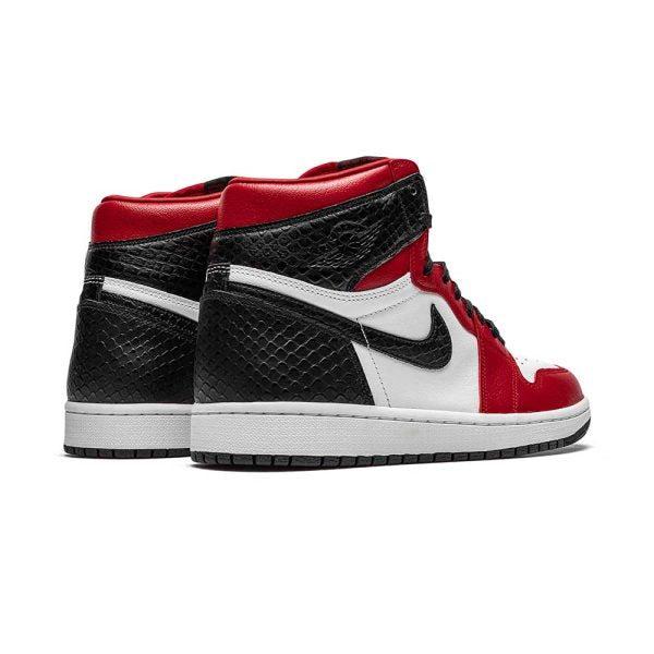 Air Jordan 1 High Retro WMNS "Satin Snake" - product image from the listing.