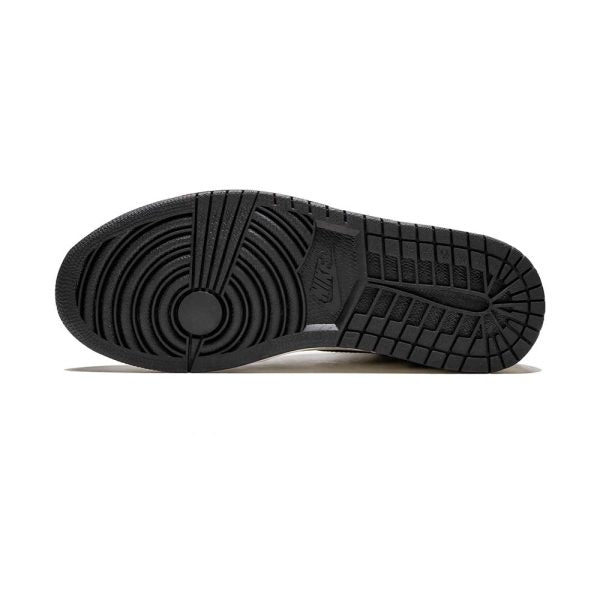 Air Jordan 1 Retro High OG "LA to Chicago" - product image from the listing.