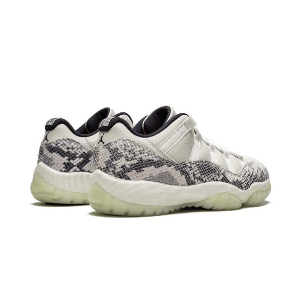 "Snakeskin Light Bone" Air Jordan 11 Retro Low - product image from the listing.