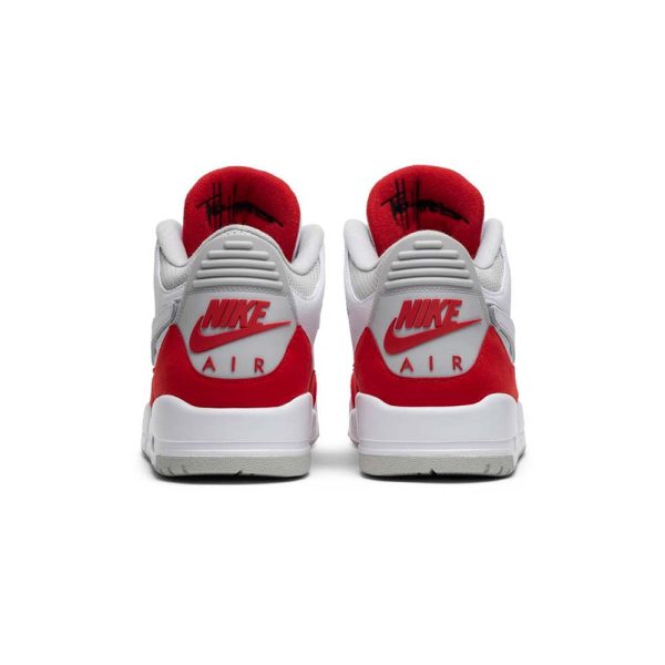 Air Jordan 3 Retro Tinker "Air Max 1 - University Red" - product image from the listing.