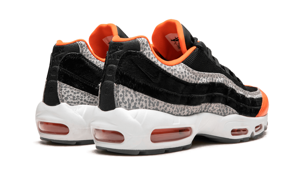 "Keep Rippin Stop Slippin" Air Max 95 AV7014 002 - product image from the listing.