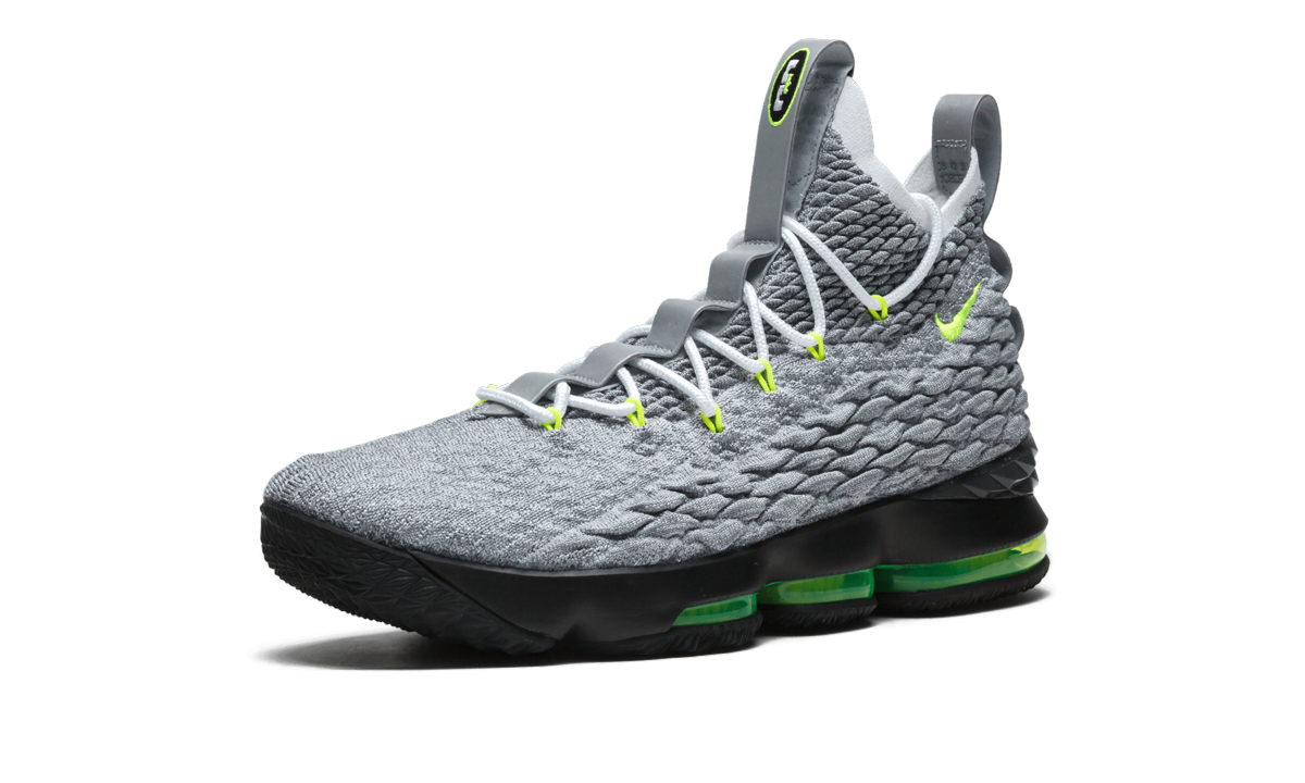 "Air Max 95" Lebron 15 KSA AR4831 001 - product image from the listing.
