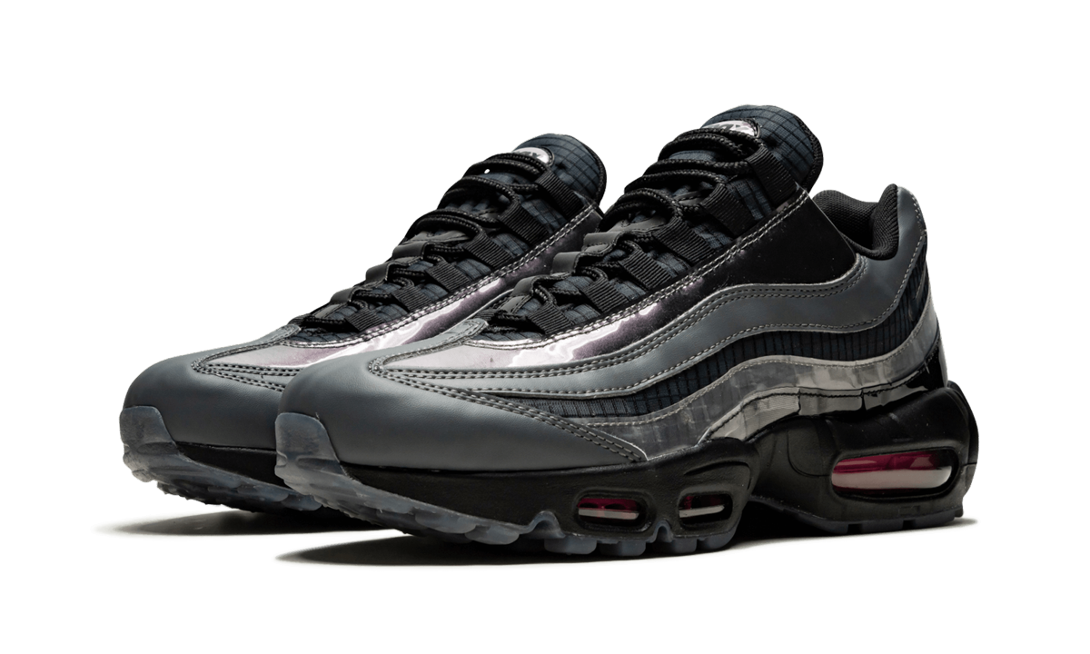 "Ember Glow" Air Max 95 Lv8 AO2450 001 - product image from the listing.