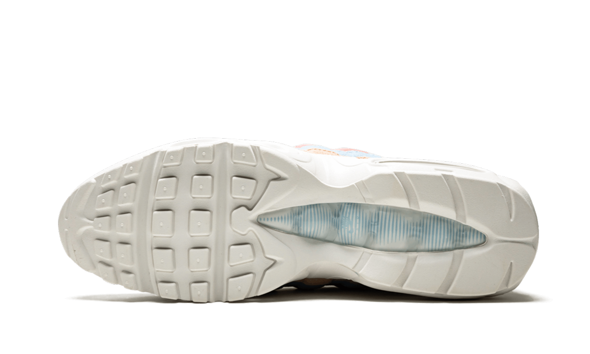 Women's AIR MAX 95 QS MNS "PLANT COLOR" CD7142 800 - product image from the listing.