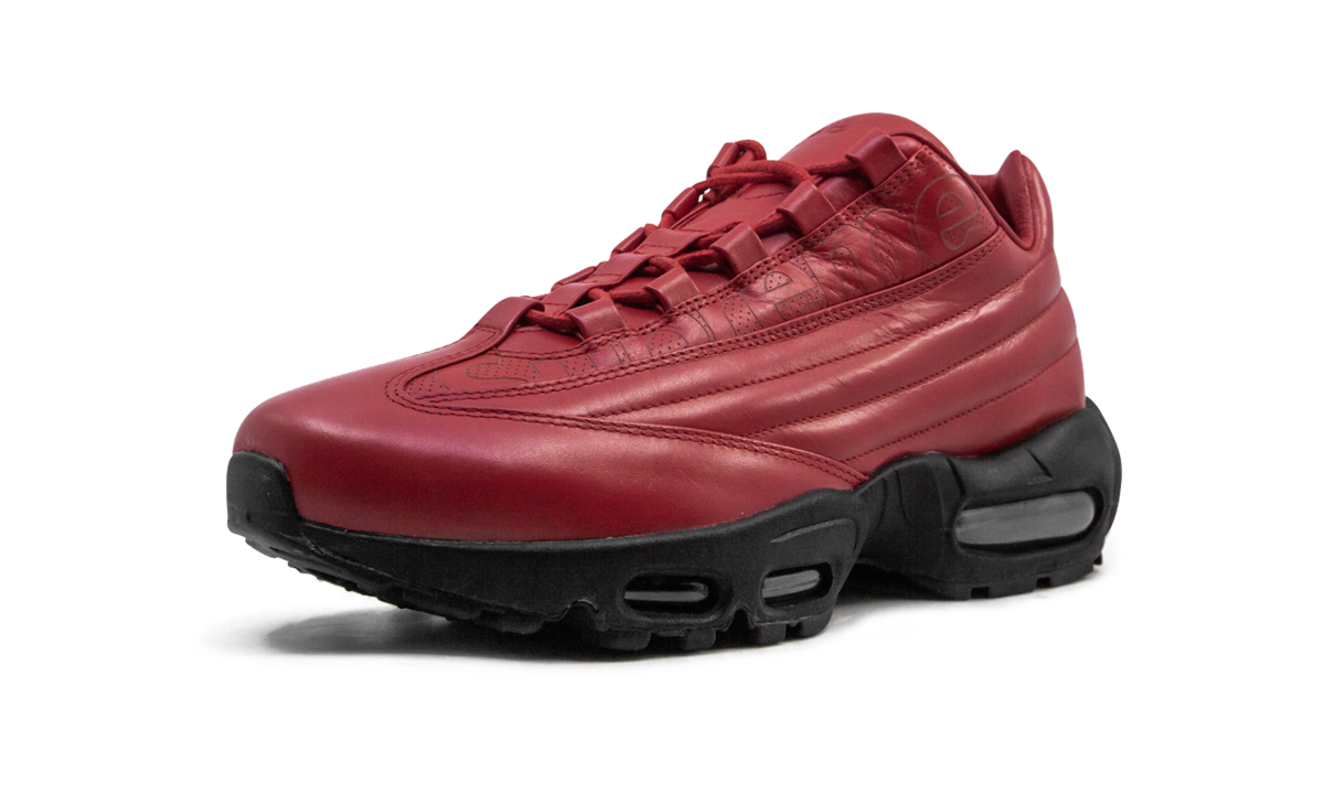 "Supreme - Red" Air Max 95 Lux CI0999 600 - product image from the listing.