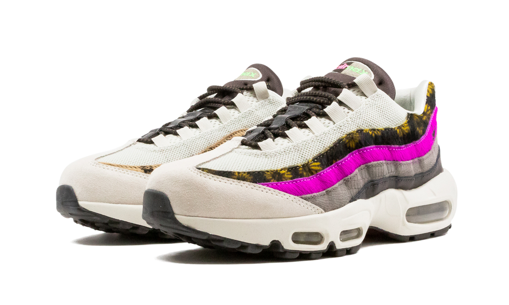 Women's AIR MAX 95 PREMIUM "Daisy Chain" CZ8102 001 - product image from the listing.