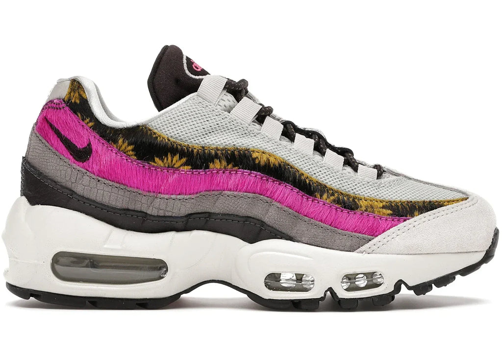 Women's Nike Air Max 95 Daisy Chain - product image from the listing.