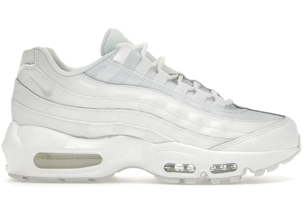 Recraft Triple White (GS) - Nike Air Max 95 - product image from the listing.