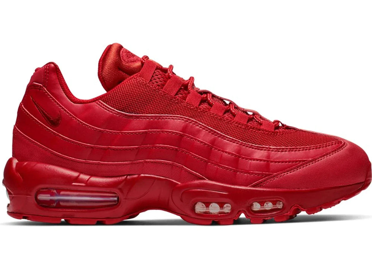 Nike Air Max 95 Triple in Red - product image from the listing.