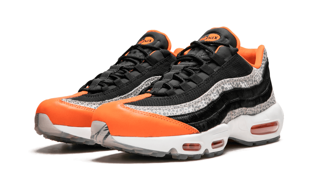 "Keep Rippin Stop Slippin" Air Max 95 AV7014 002 - product image from the listing.