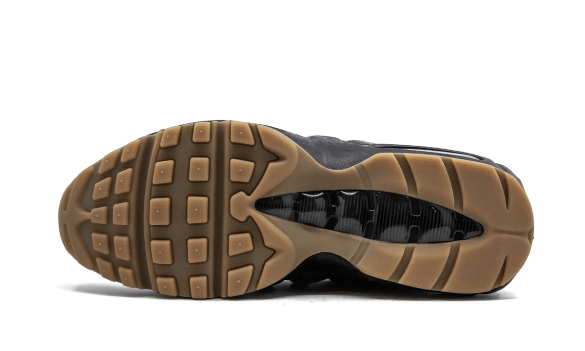 "BLACK" Air Max 95 SE AJ2018 002 - product image from the listing.