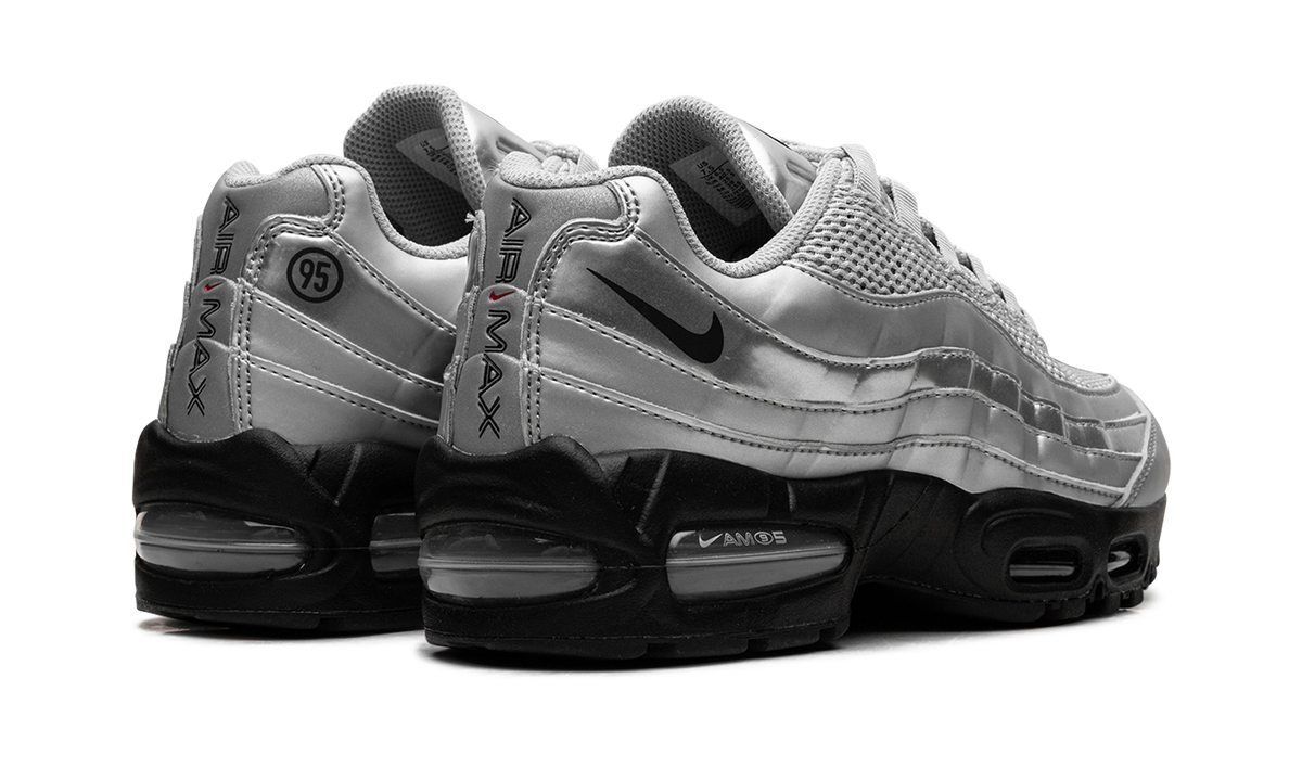 "Total 90 - Metallic Silver" Nike Air Max 95 IB6830 002 - product image from the listing.