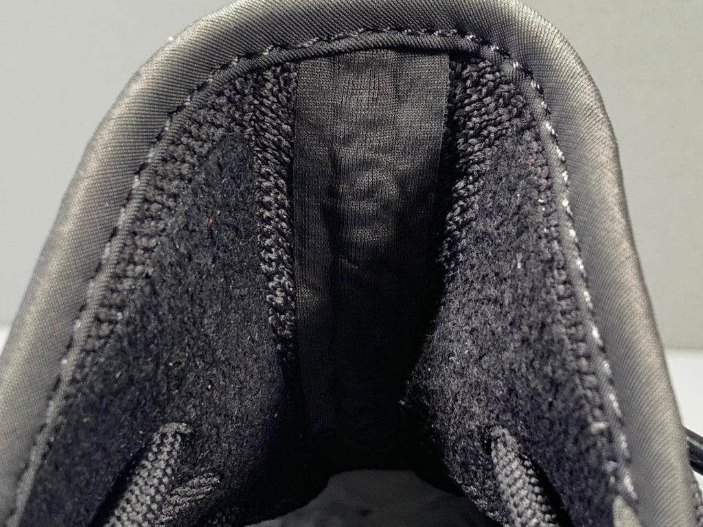 adidas Yeezy Boost 350 V2 Cinder Trainers FY2903 - product image from the listing.