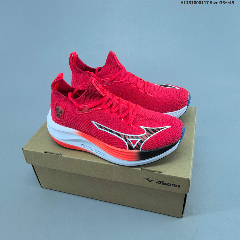 HL181600117 - Mizuno Neo Vista Running Shoes - product image from the listing.
