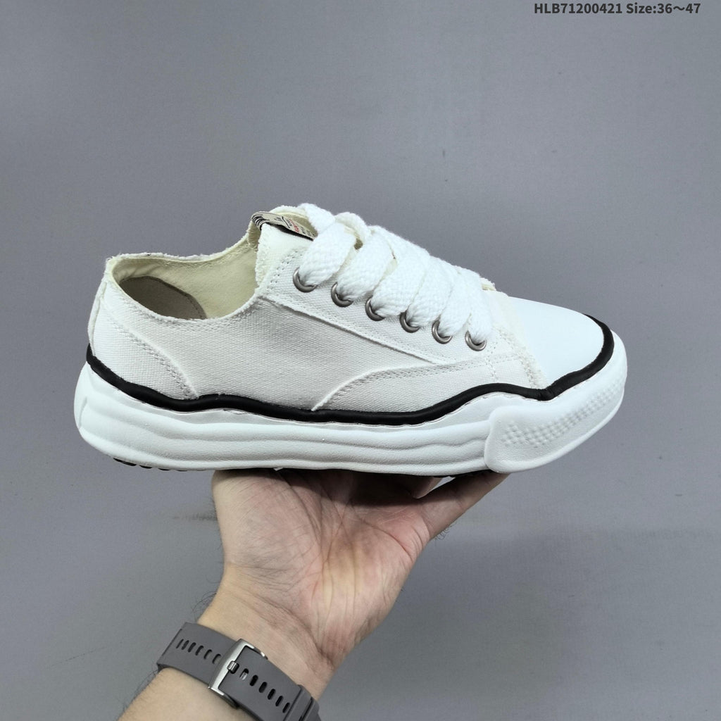 Maison MIHARA YASUHIRO Original Sole Canvas Low Trainers - product image from the listing.