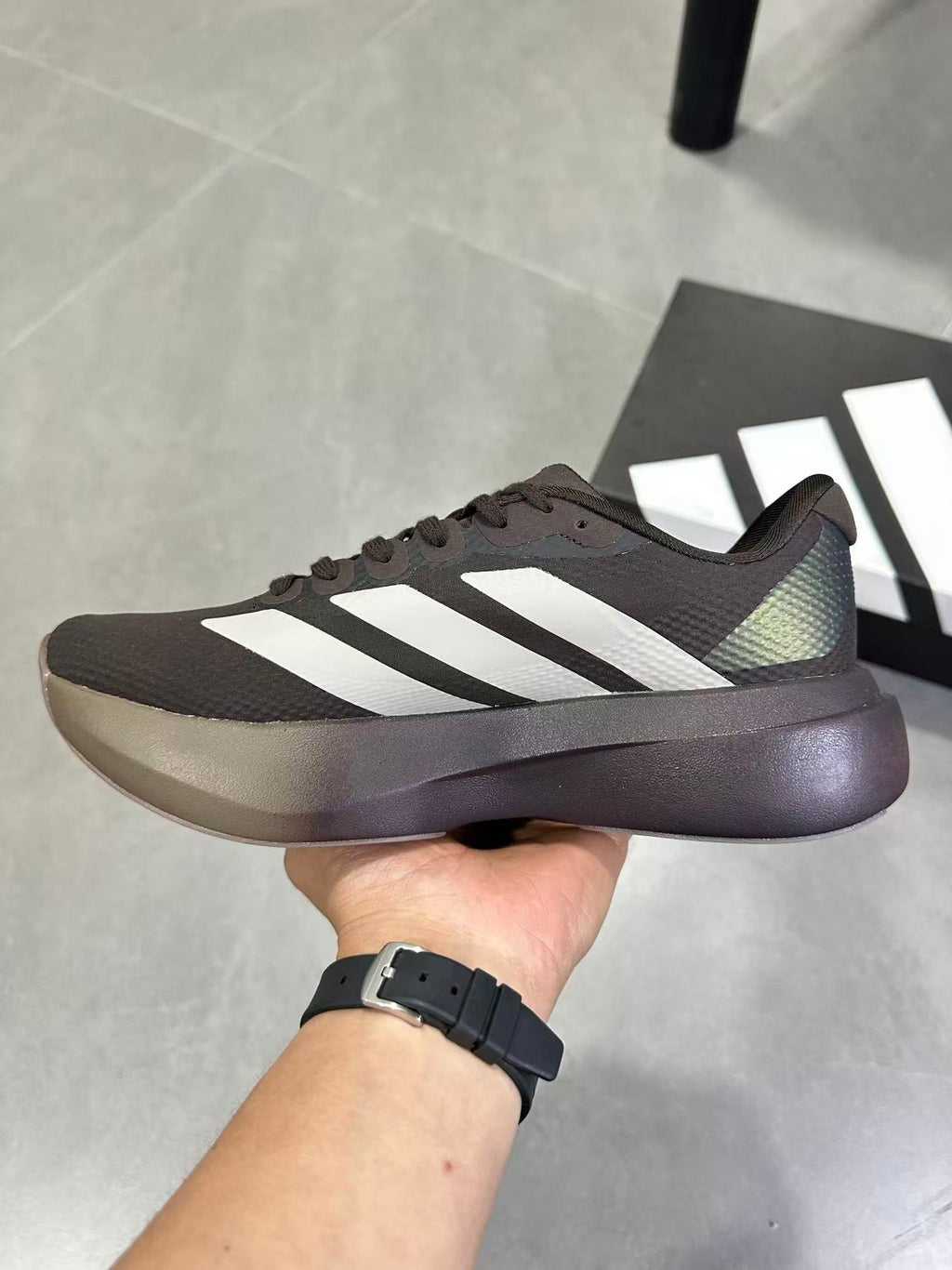 KJ2002 Gray Shoes for Running with White Stripes - product image from the listing.