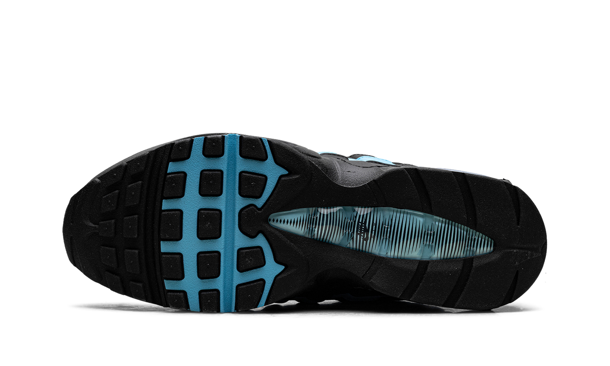 "Big Bubble Baltic Blue" Air Max 95 OG IB1667 001 - product image from the listing.
