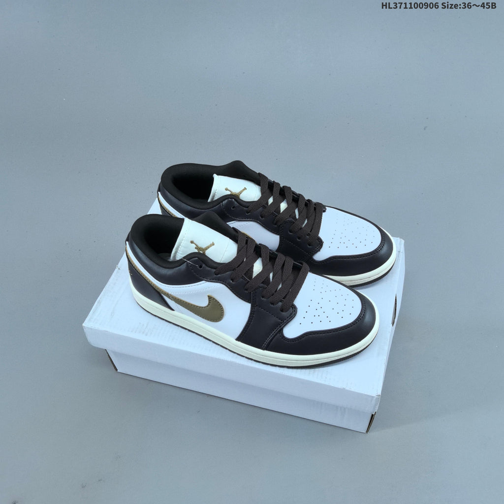 Sneakers, White Multi-Color, - Jordan 1 Low OG 553558-146 - product image from the listing.