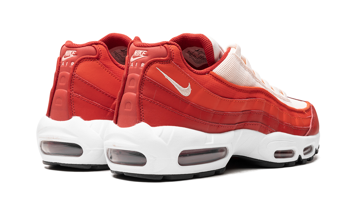 "Mystic Red" Nike Air Max 95 FN6866 642 - product image from the listing.