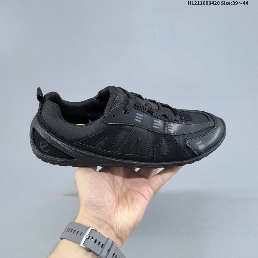 Men's ECCO BIOM Outdoor Sneakers, Black and Light Neutral - product image from the listing.
