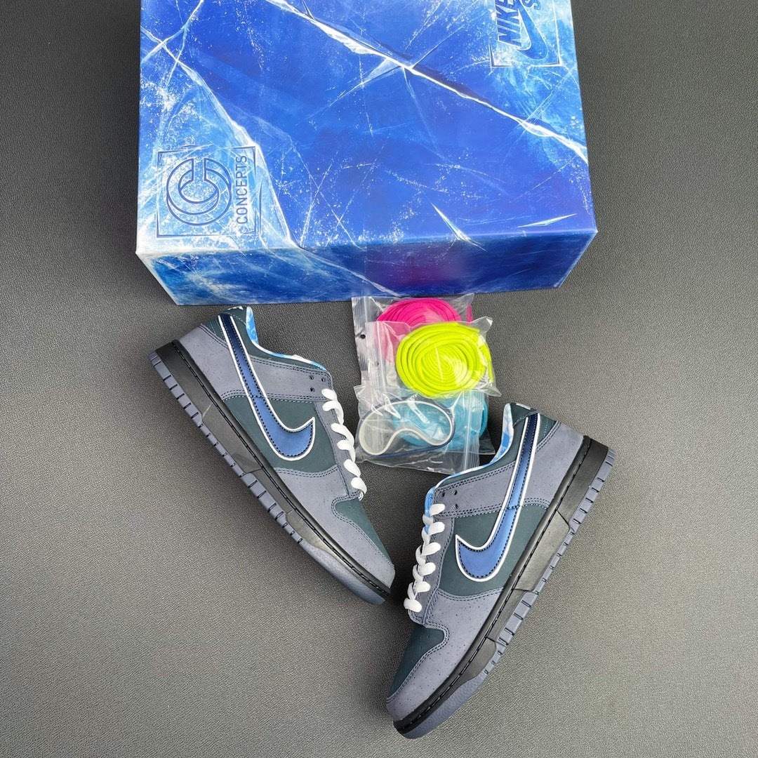 Nike SB Dunk Low Concepts Blue Lobster Trainers 313170-342 - product image from the listing.