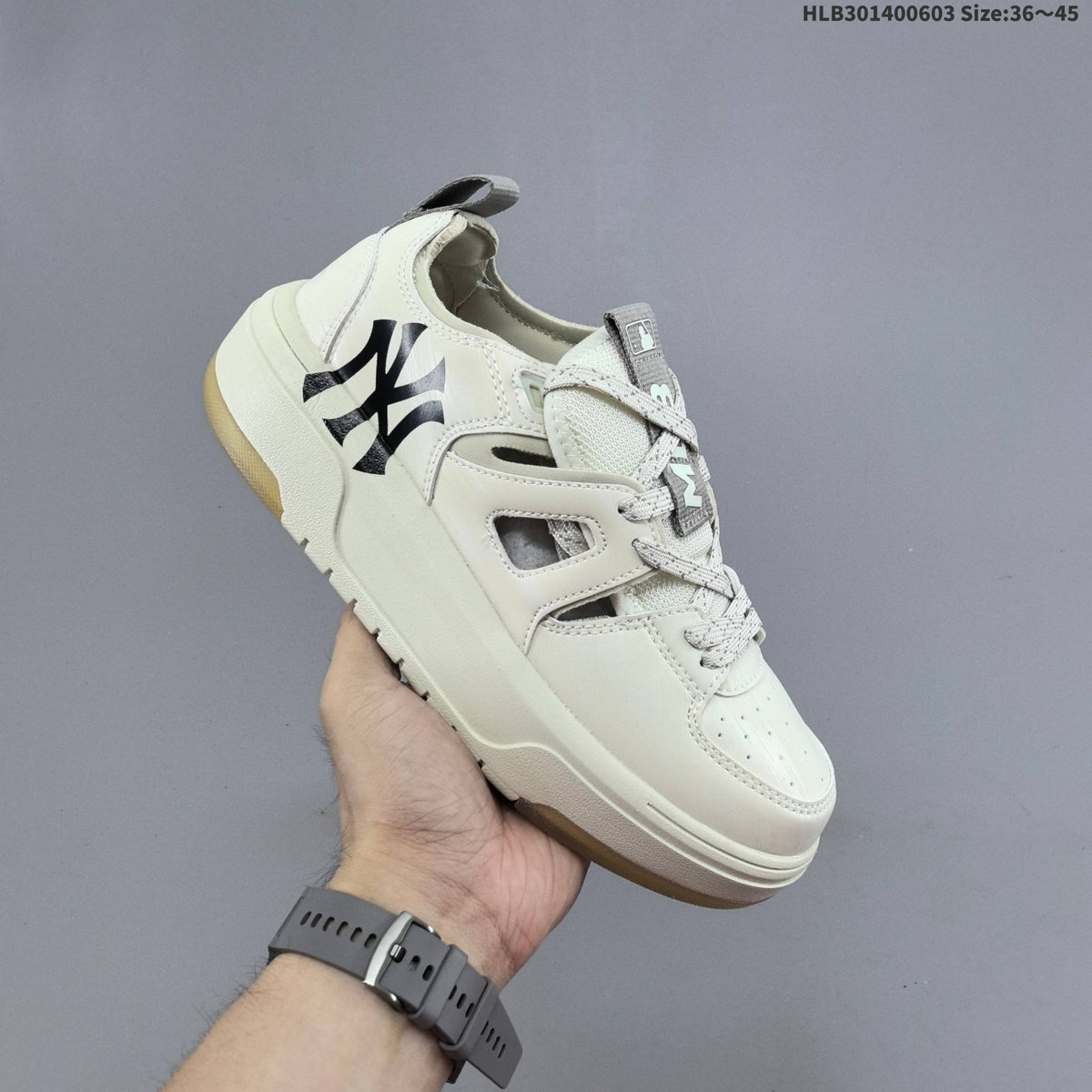 MLB New York Yankees Platform Trainers in Off-White - product image from the listing.