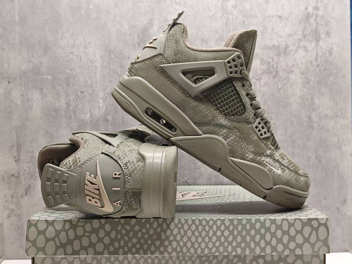 "Medium Olive" Air Jordan 4 Retro SE Craft - product image from the listing.
