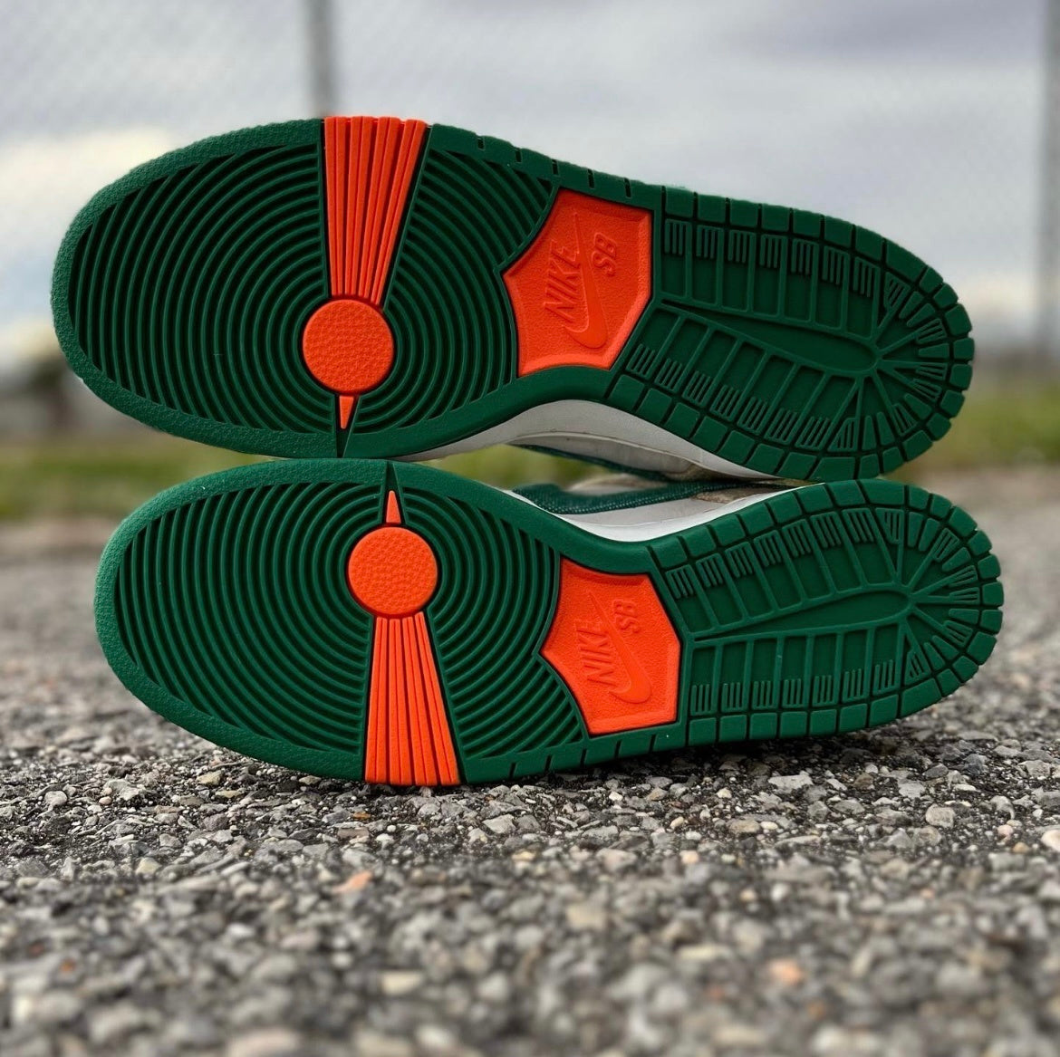 Nike SB Dunk Low Jarritos Collaboration Trainers FD0860-001 - product image from the listing.