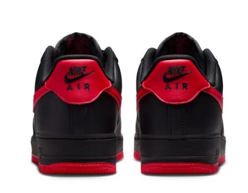 Men's Nike Air Force 1 Low '07 "Bred" Sneakers - product image from the listing.