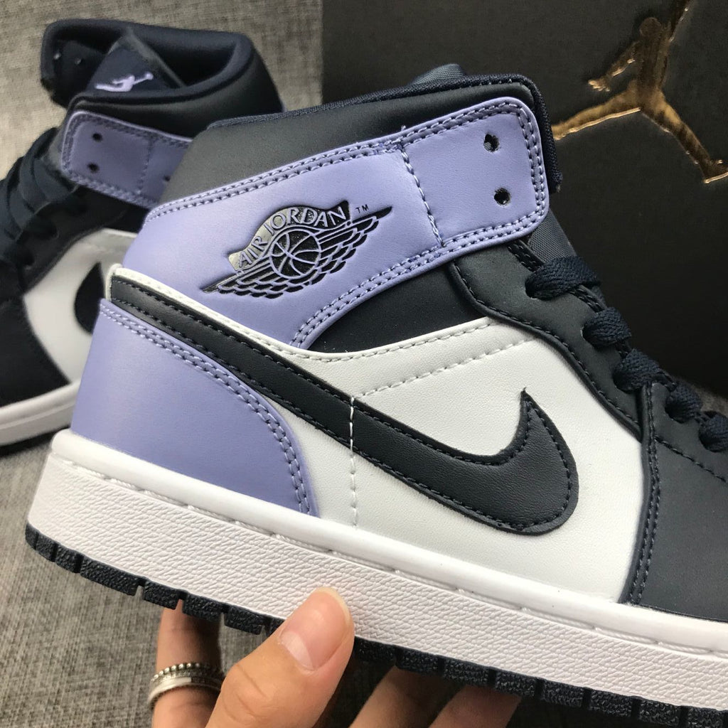 Sneakers Deep Blue Toe - Jordan 1 Mid 554724-445 - product image from the listing.