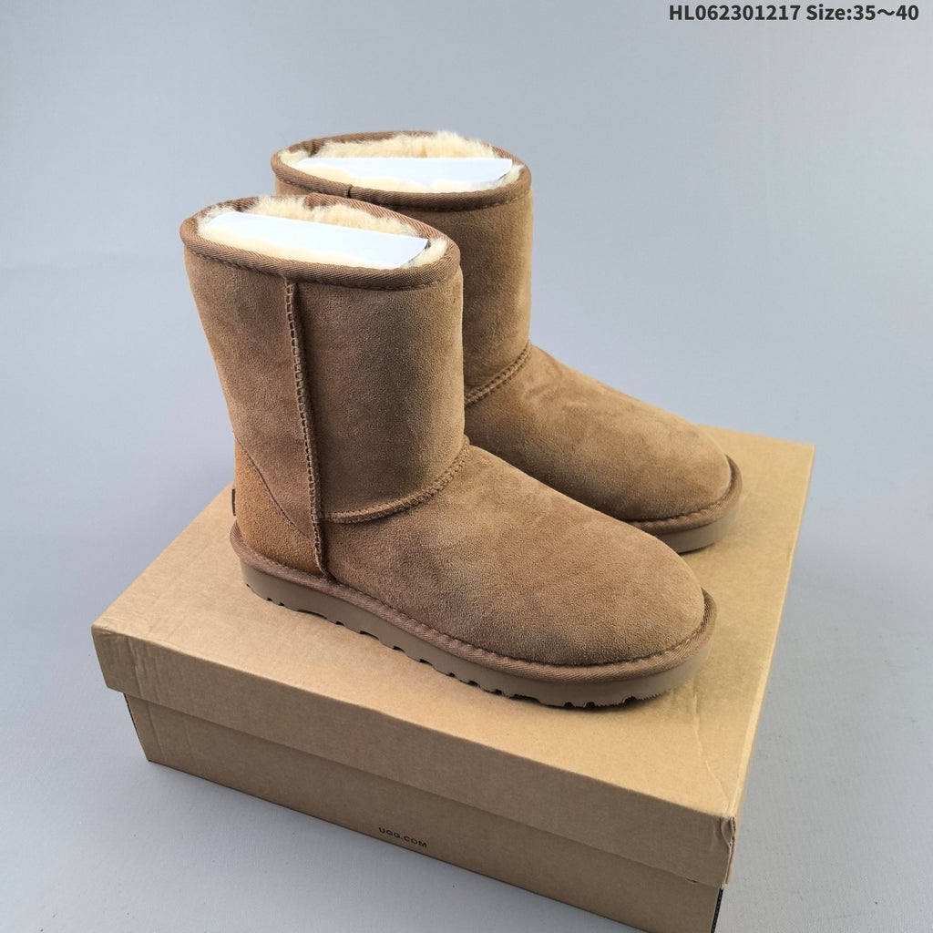 Classic Short II Suede Boot 1016223 by UGG - product image from the listing.