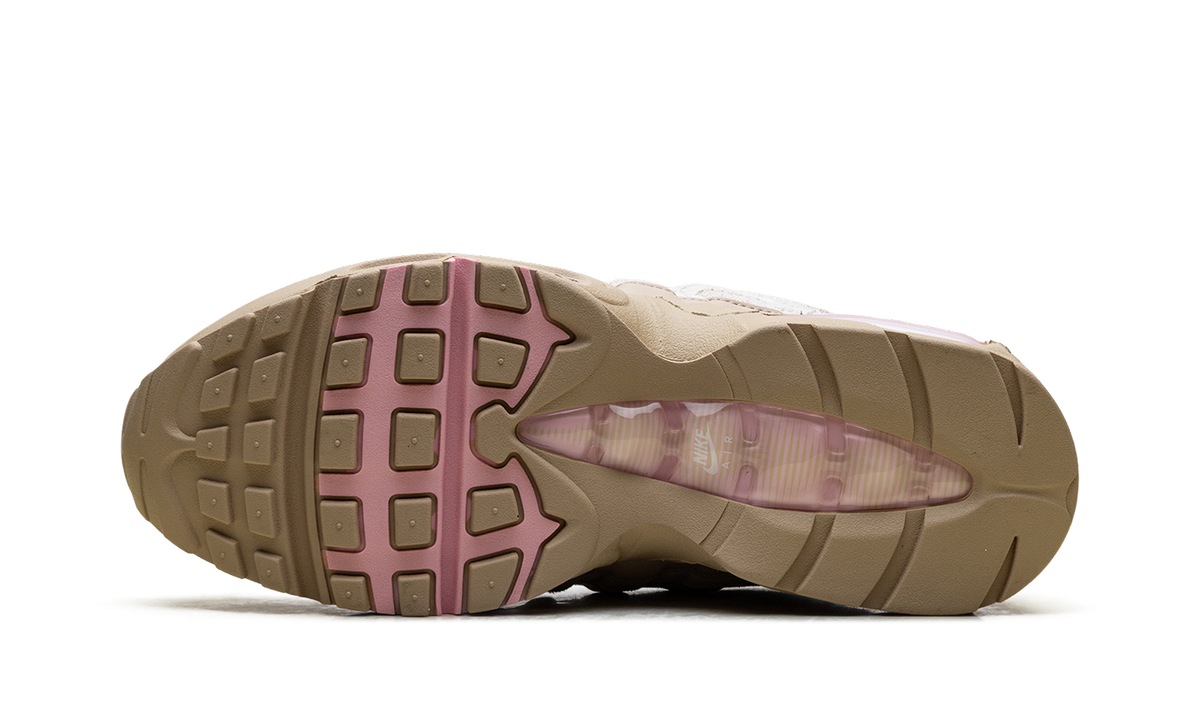 Women's Air Max 95 "Linen" IB6396 201 - product image from the listing.