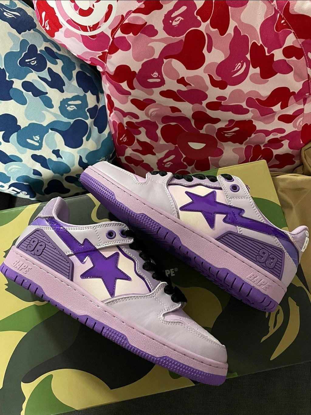 White and Purple BAPE SK8 Sta Sneakers - product image from the listing.
