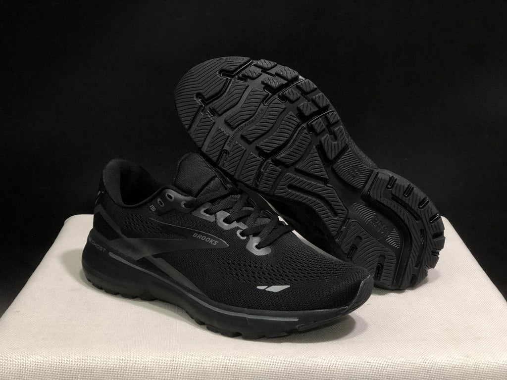 Brooks Ghost 15 Shoes for Running - product image from the listing.