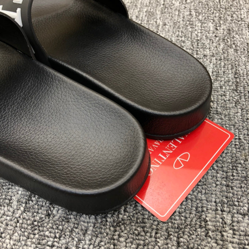 YVS3 Leather slippers couples Footwear 36-45 With box - product image from the listing.
