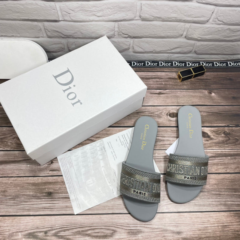 Women's MJDS11 shoes 35-42 slippers with all packaging - product image from the listing.