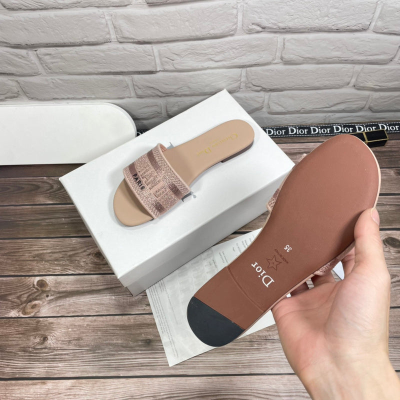 Women's MJDS12 shoes 35-42 slippers with all packaging - product image from the listing.