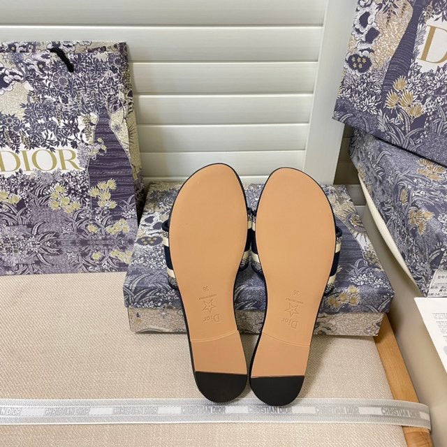Women's MDS3 Slippers shoes 35-42 With box - product image from the listing.