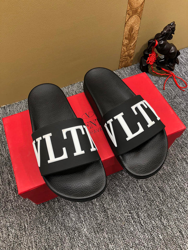 YVS3 Leather slippers couples Footwear 36-45 With box - product image from the listing.