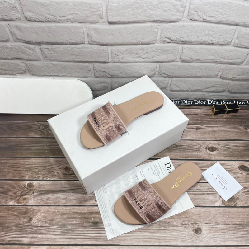 Women's MJDS12 shoes 35-42 slippers with all packaging - product image from the listing.