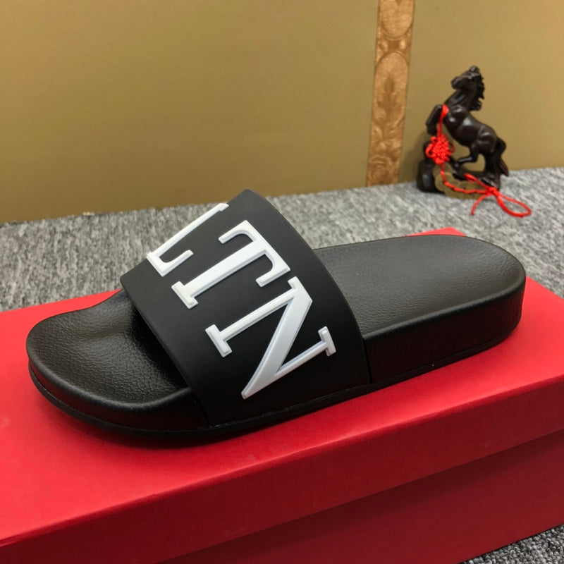 YVS3 Leather slippers couples Footwear 36-45 With box - product image from the listing.