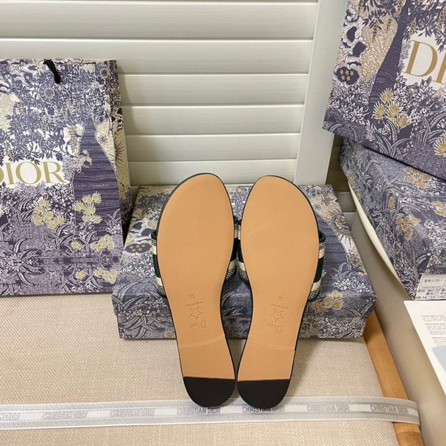 Women's MDS3 Slippers shoes 35-42 With box - product image from the listing.