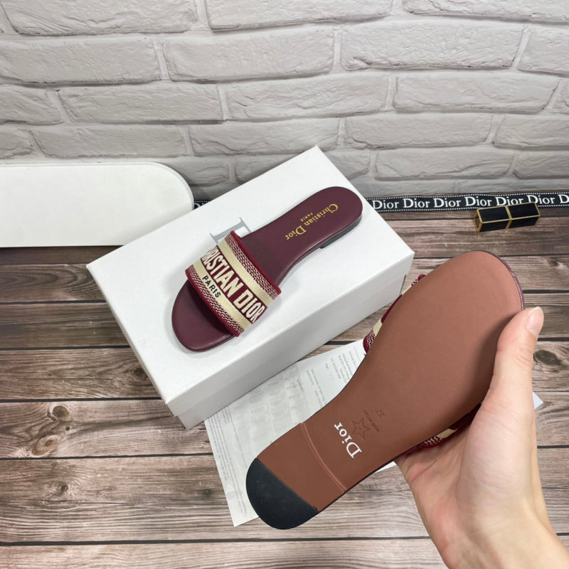 Women's MJDS12 shoes 35-42 slippers with all packaging - product image from the listing.